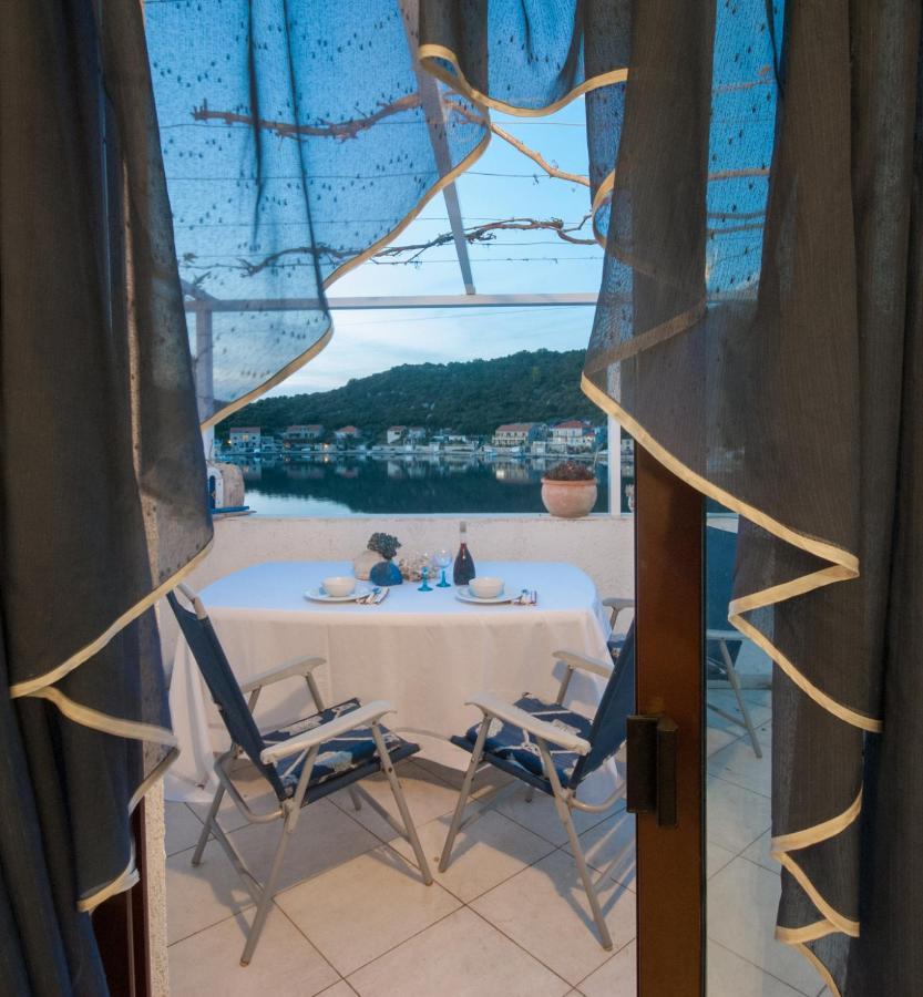 Apartmani Jagoda Lastovo Exterior photo